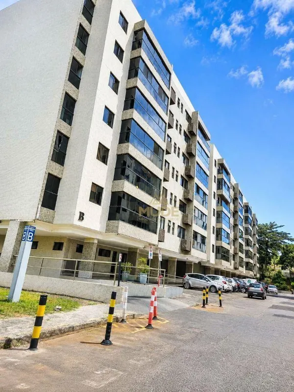 Apartamento à Venda | SQN 211 Asa Norte | Andar Alto | 95m²More em uma das quadr...