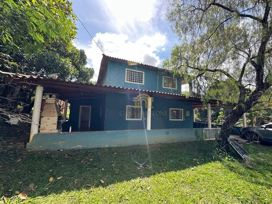 CASA 5 QUARTOS ARNIQUEIRA LOTE 500M² VARANDA AMPLA PRÓXIMO AO MASTER PÃOExcelent...