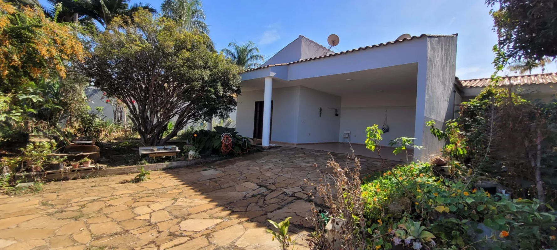 VICENTE PIRES - RUA 5 CONDOMINIO PORTO BELLO II - Residência térrea- Lote 800 m²...