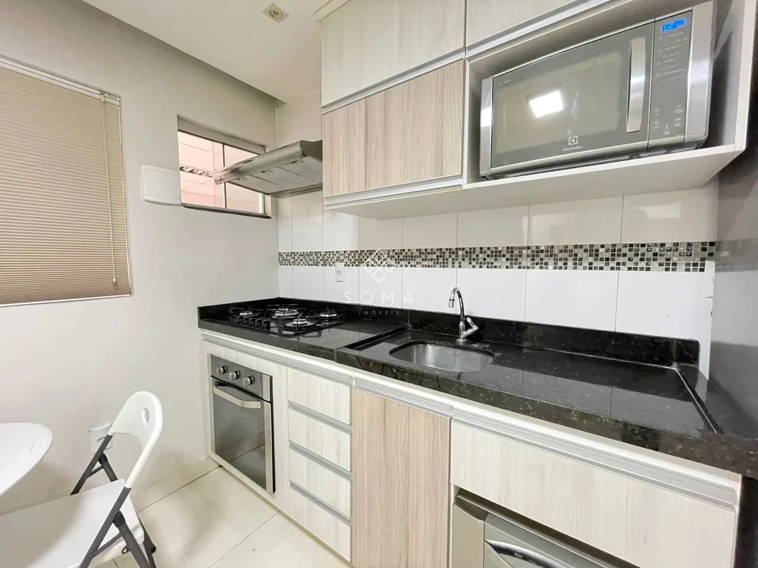 ESPECIFICAÇÕES DO IMÓVEL: - Sala integrada à cozinha em conceito aberto- Painel ...