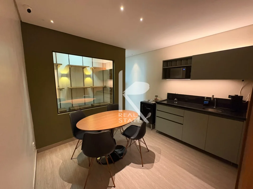 Excelente sala mobiliada com 30m² de area privativa, sala com divisória, ar cond...