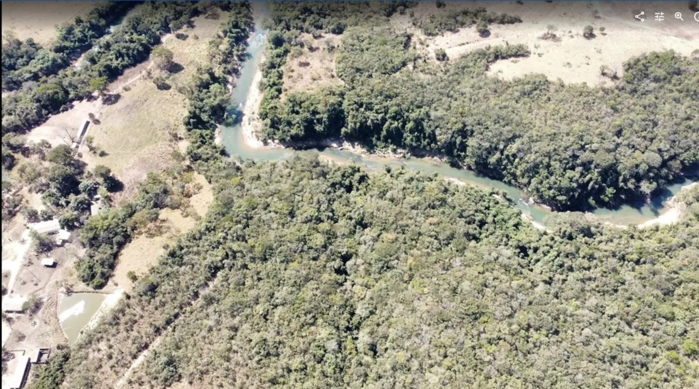 Área de 2 Alqueires Goianos Alexânia-GO 96.800 m²Uma excelente oportunidade para...