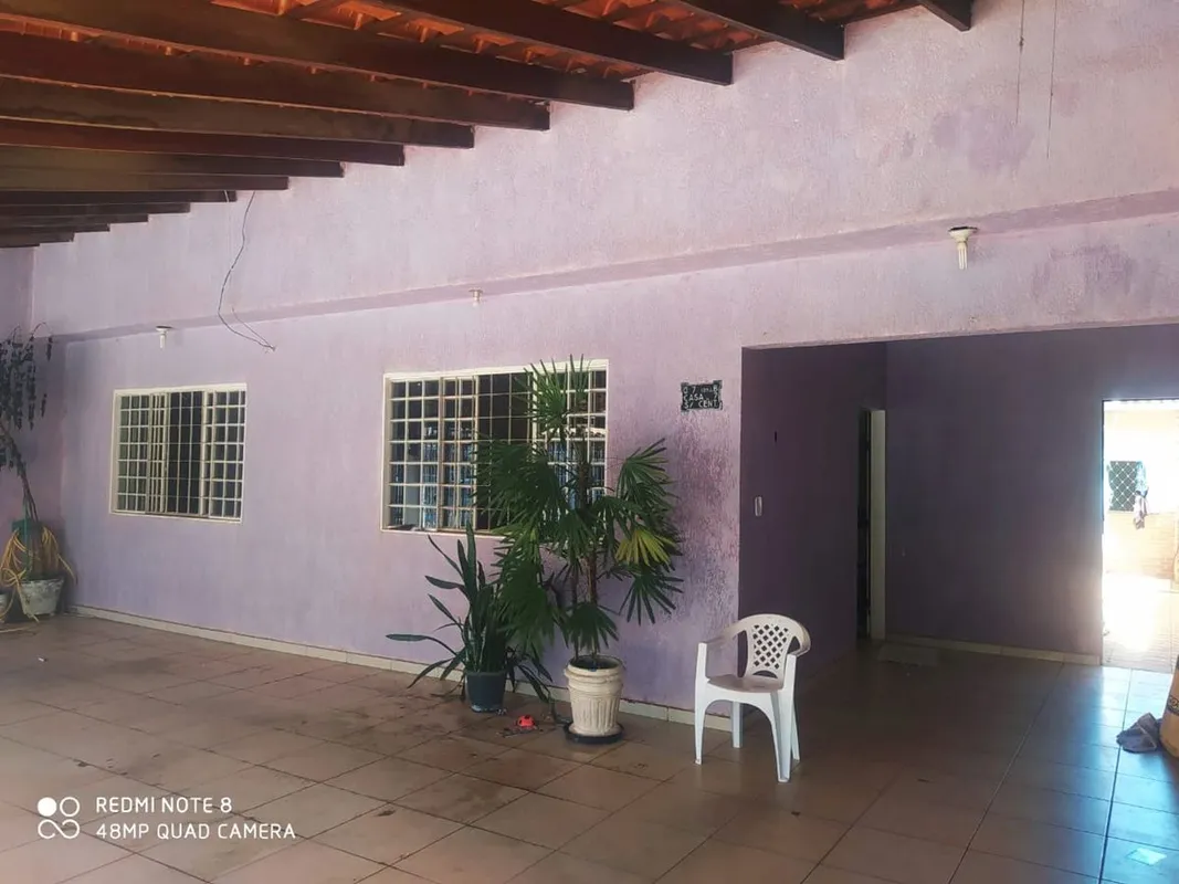 Casa à venda em Brasília-DF, no bairro Setor Central (Gama), com 3 quartos, 1 su...