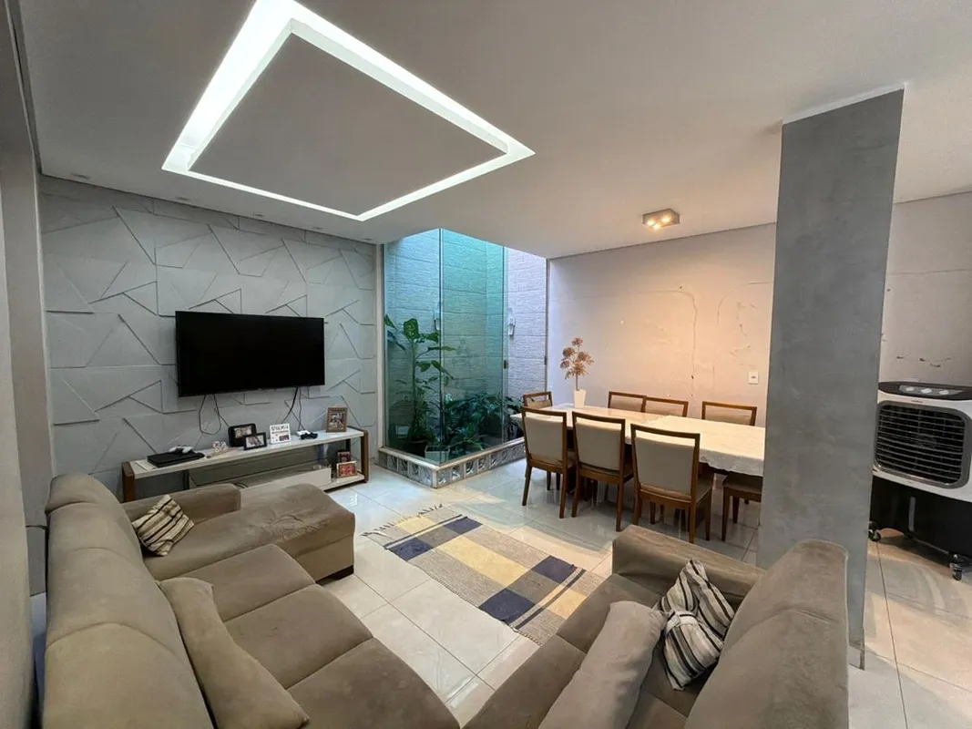 Casa à venda residencial e comercial em Brasília-DF, no bairro Setor Sul (Gama),...