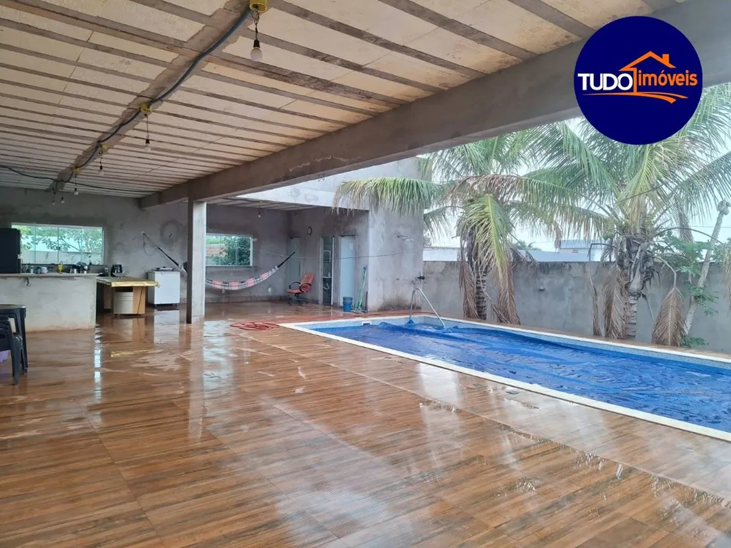 TUDO IMÓVEIS LTDA - CRECI 23.925 DFCASA NA PONTE ALTA - 5 QUARTOS - ÁREA DE LAZE...