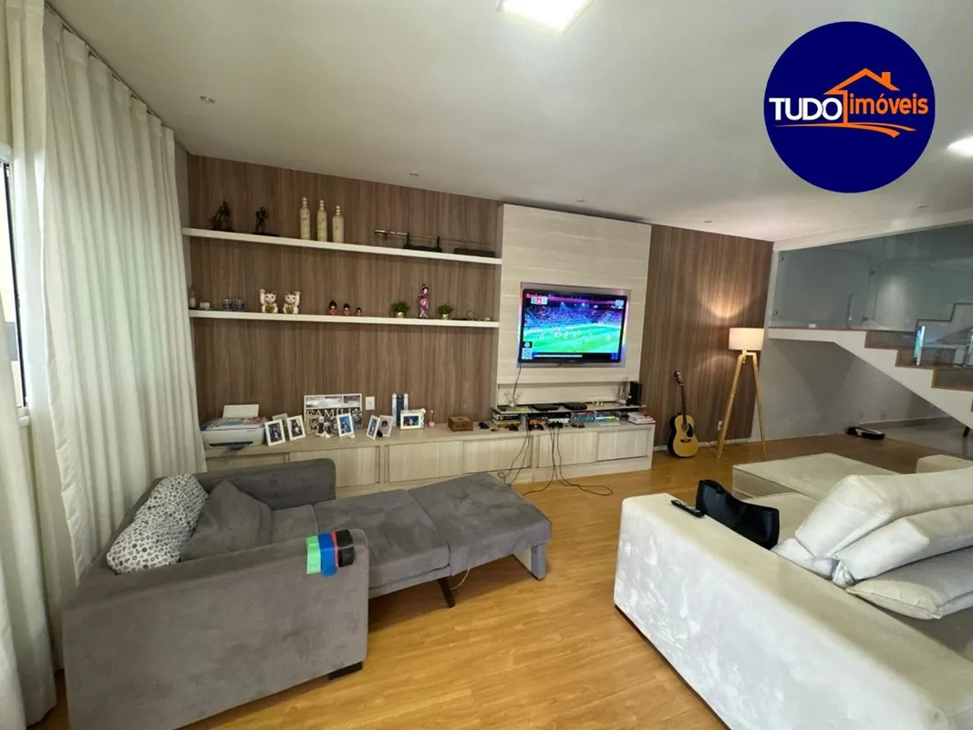 Casa à Venda | Gama Setor Norte Descubra o conforto e a exclusividade desta casa...