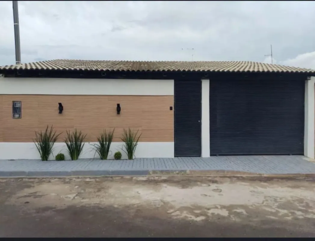 Casa à venda em Brasília-DF, bairro Setor Oeste (Gama), com 3 quartos, 1 suíte, ...