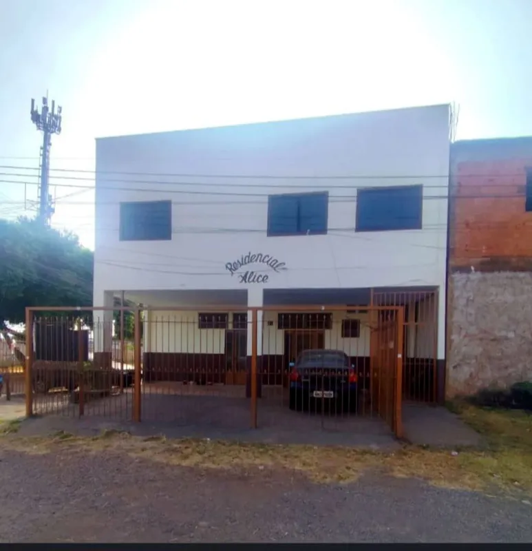 Prédio à venda em Brasília-DF, no bairro Areal (Taguatinga) com 2 quartos, 2 ban...