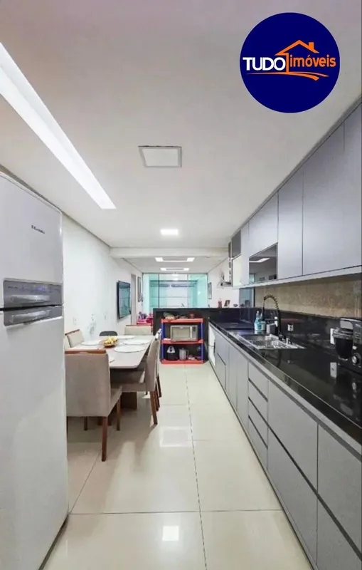 IMOBILIÁRIA TUDO IMÓVEI - CRECI: 23.925/DFCASA À VENDA ? SOBRADO AMPLO NO GAMA O...