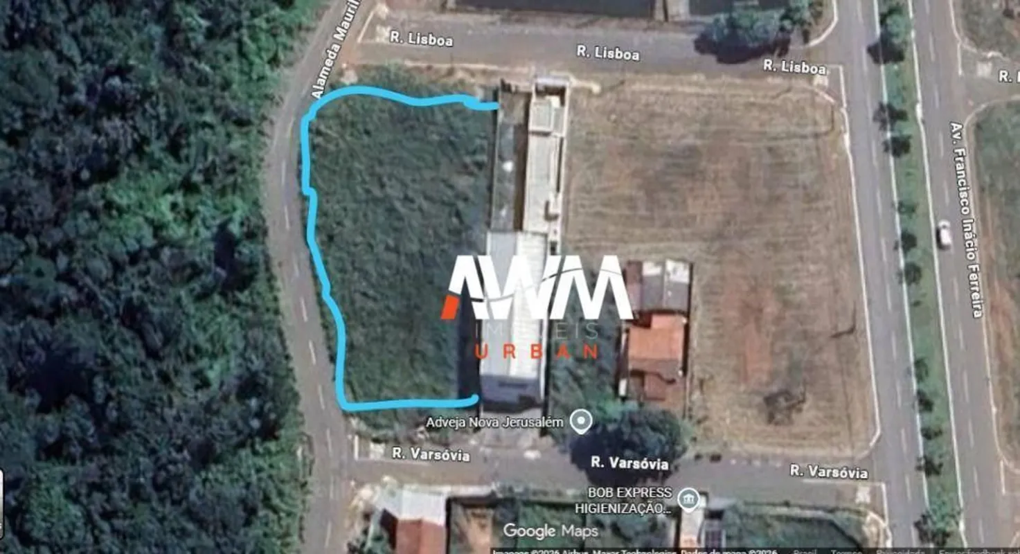 1.552 m² de área total | Composta por 4 lotes valor R$ 700.000,00Excelente oport...