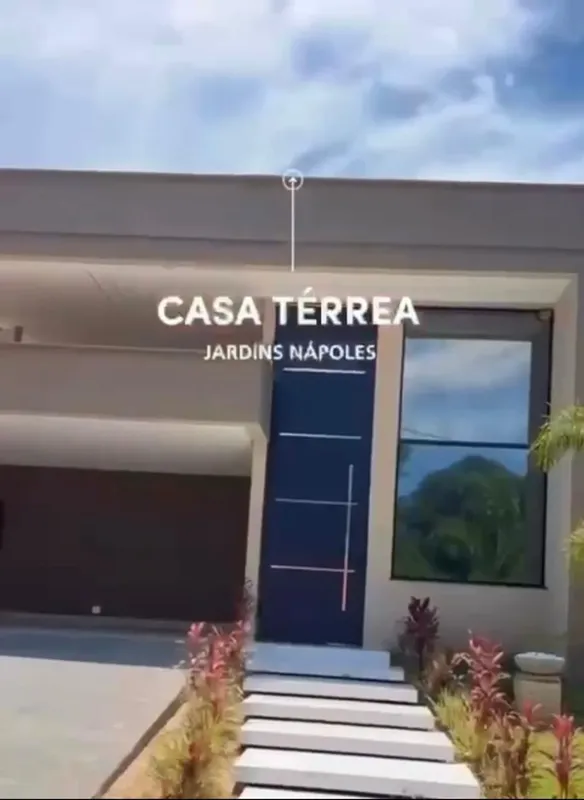 Casa Térrea a venda com 3/4 Sendo 2 suítes ??JARDINS NÁPOLES ?? Vista livre da á...