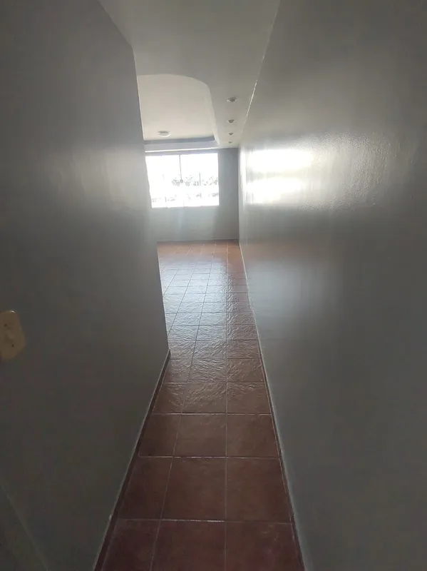 Apartamento à venda no Edifício Ilha de Paquetá – Setor Leste Vila NovaExcelente...