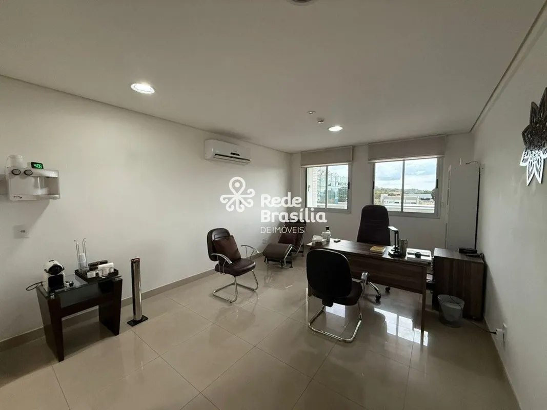 ATENÇÃO: OPORTUNIDADE!!! Vendo sala de 30 m², no LINEA VITTA CENTRO CLÍNICO, na ...