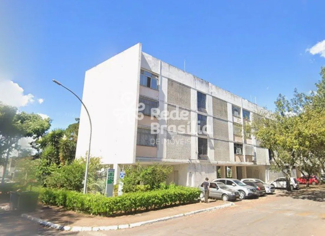 SQN 409 BLOCO Q - ASA NORTEApartamento de 03 quartos, vista livre e nascente! 95...