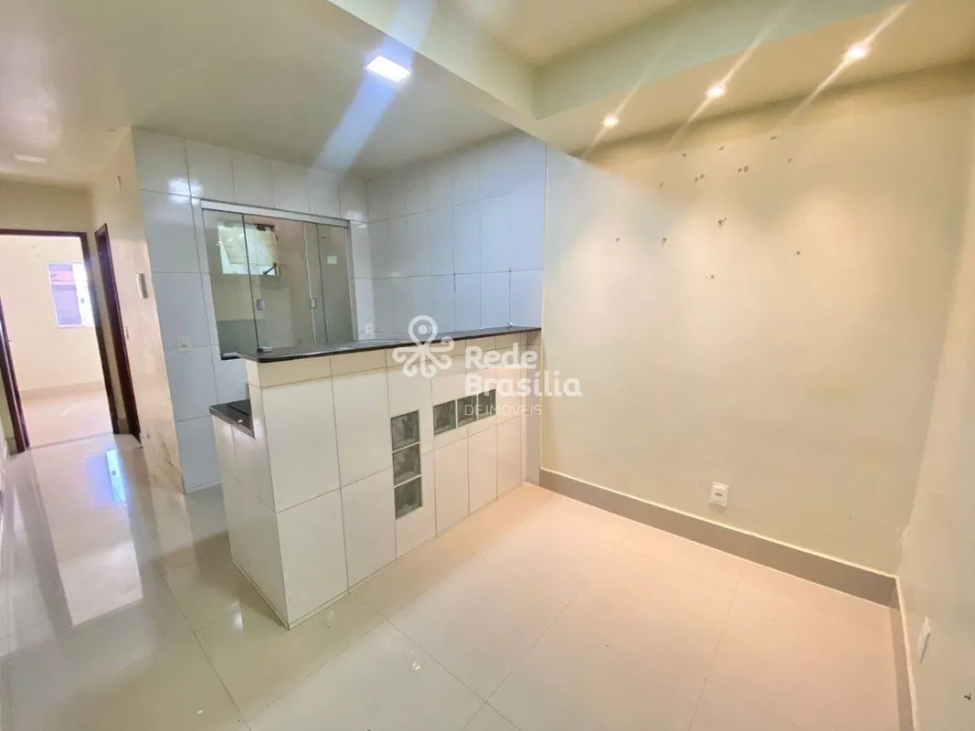 APARTAMENTO LOCALIZADO NO 4 ANDAR DE FUNDOS VISTA LIVRESALA COM PROJETO DE ILUMI...
