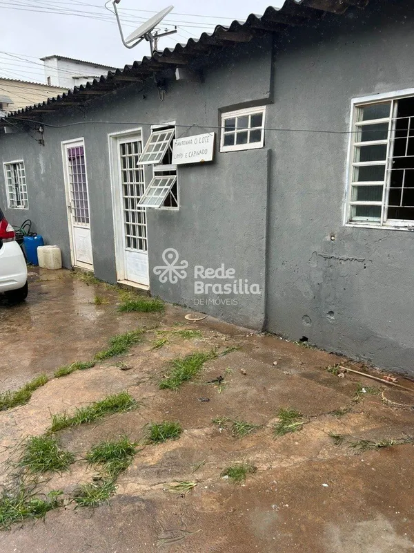 Oportunidade de investimento em Santa Maria, imóvel de esquina com renda imediat...