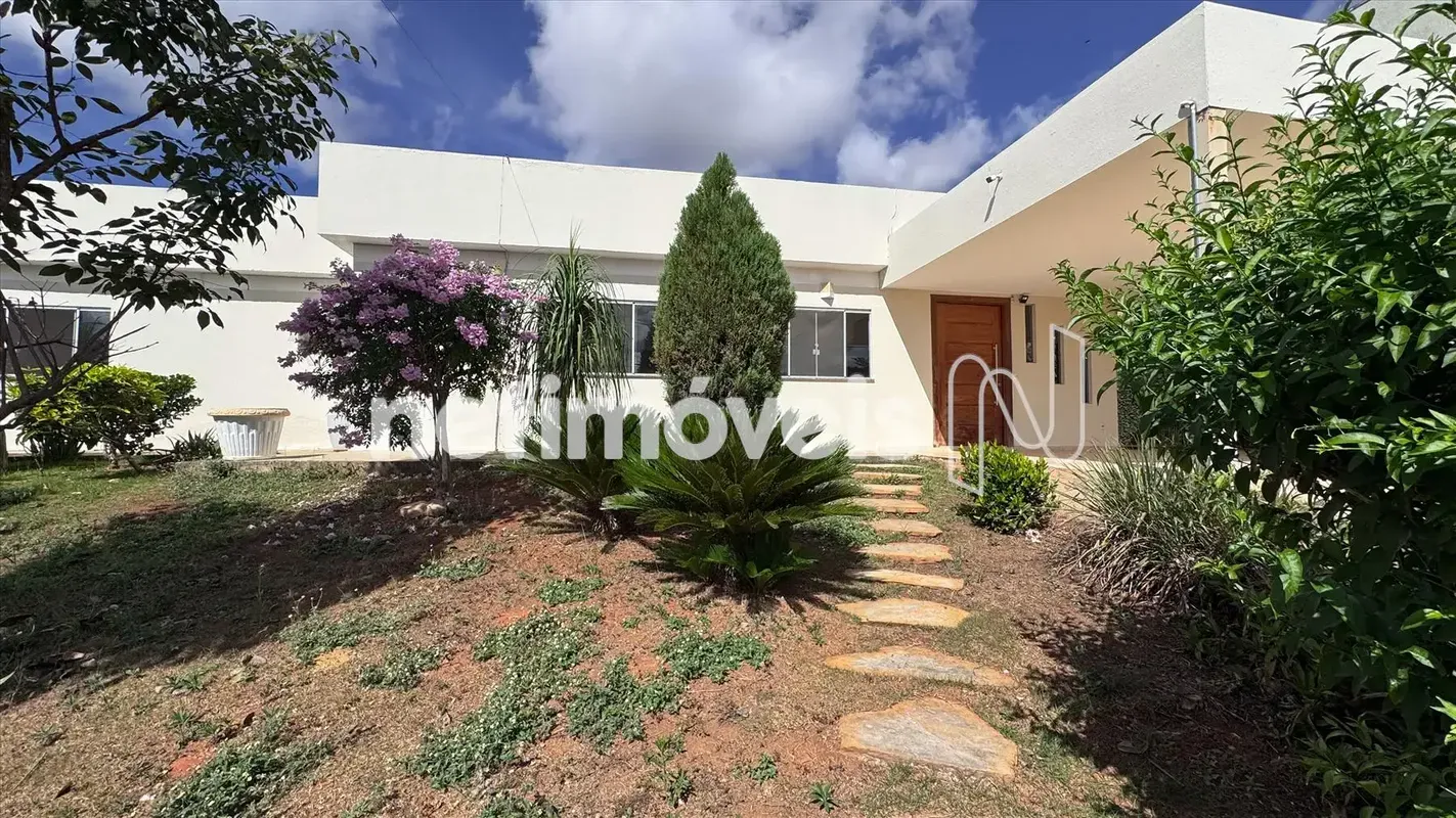 Casa Térrea Exclusiva à Venda – Condomínio Ouro Vermelho II | Jardim Botânico Ap...