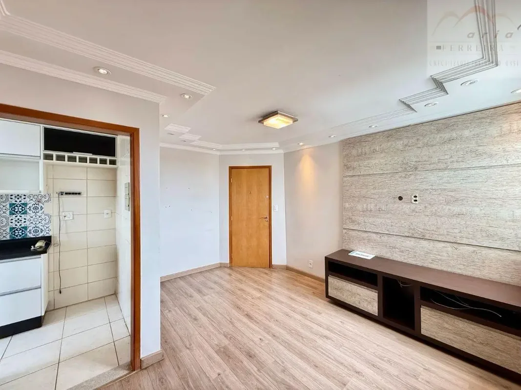 Apto de 2 quartos, reformado, 48 m², 1 vaga, próx. ao metrô, QN 208, Res. Rio Ve...