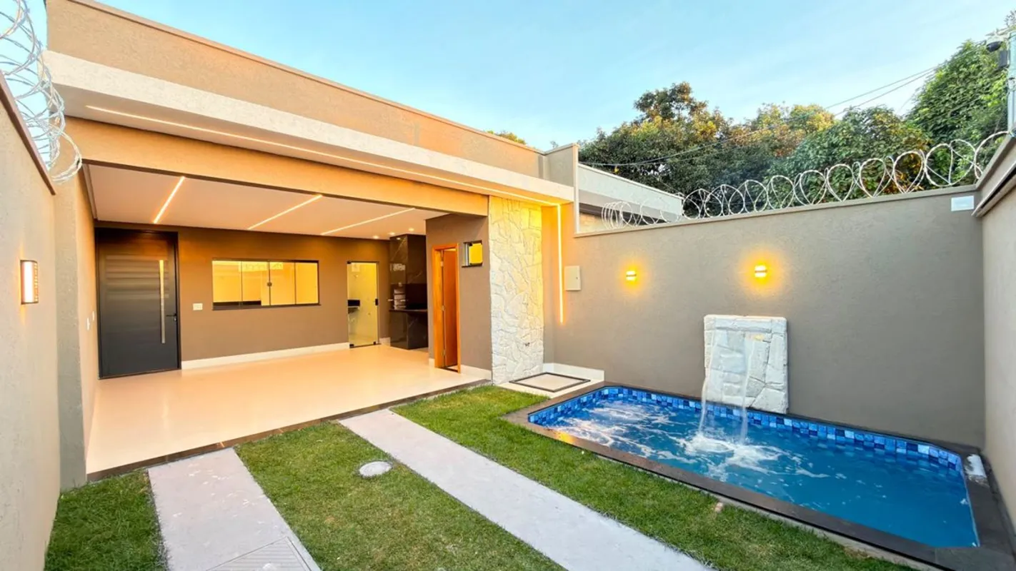 CASA NOVA COM PISCINA - SETOR GARAVELO B | GOIÂNIAR$ 699.000180m² de terreno | 1...