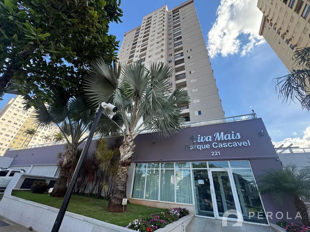 Apartamento com dois quartos sendo uma suíte, banheiro social, sala para dois am...