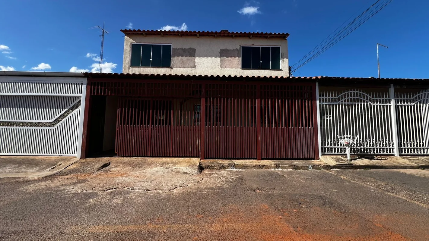CASA À VENDA NA QNP 10 CONJUNTO L – CEILÂNDIA/DFDescubra o conforto e a praticid...