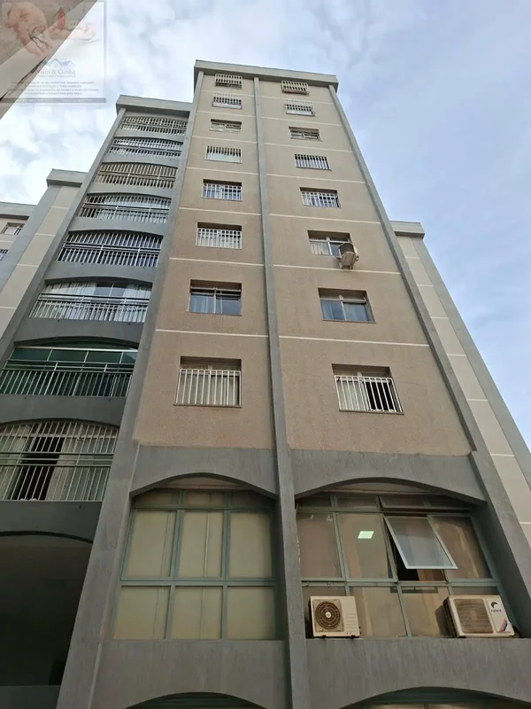 Descubra o conforto e praticidade de morar na CSB 6, Taguatinga Sul, em um apart...