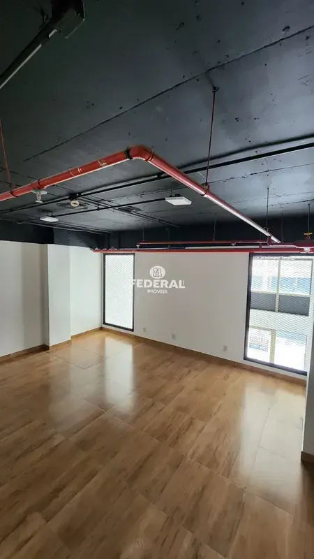 Excelente oportunidade para uma loja com mezanino no Setor Bueno, região nobre d...