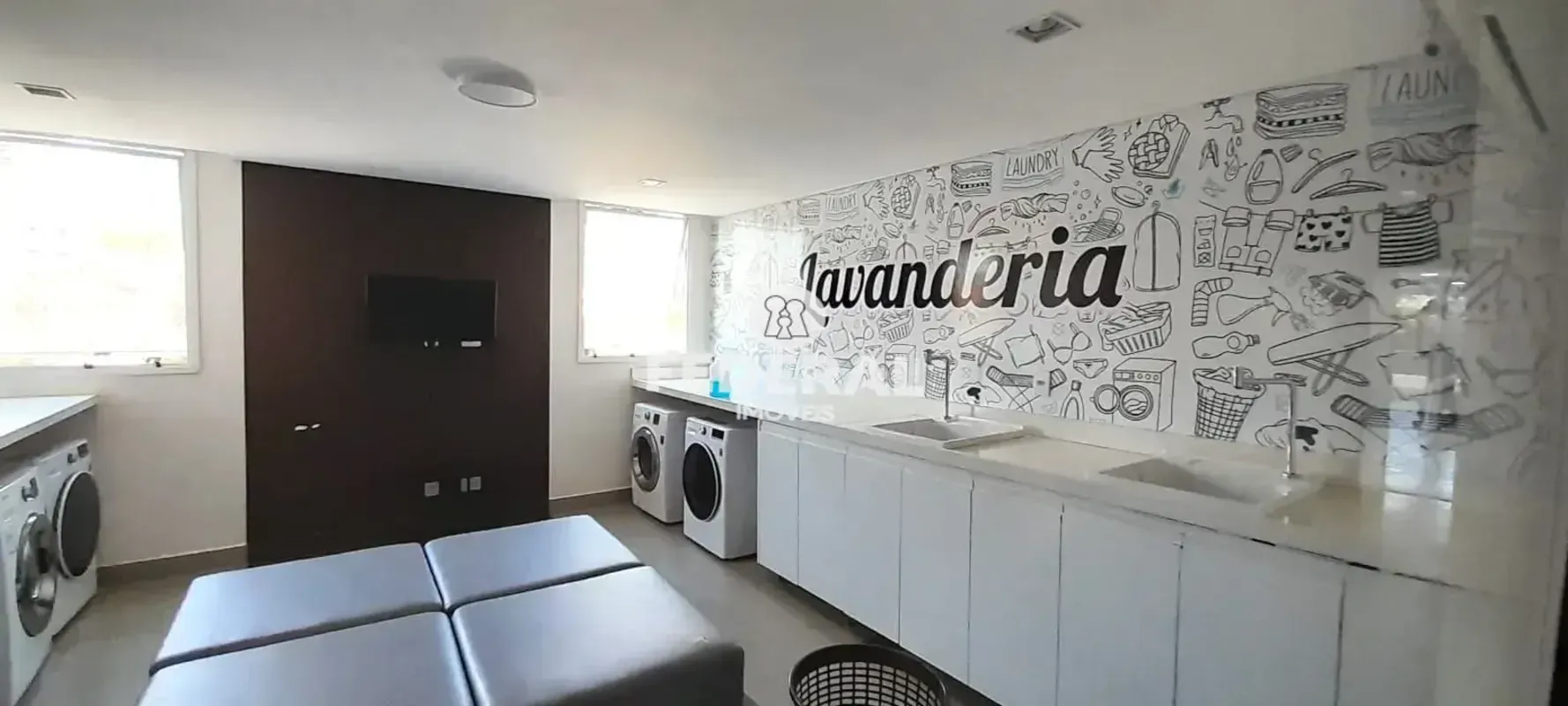 Localizado no bairro do Setor Bueno, em Goiânia, este apartamento de locação pos...