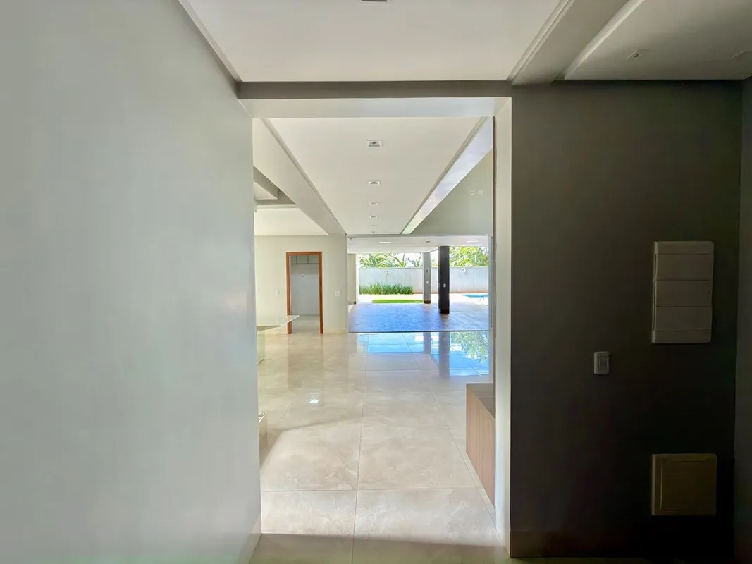 Sobrado no Jardins Verona370 mÂ² construÃ­da em um lote de 540 mÂ²No pavimento s...