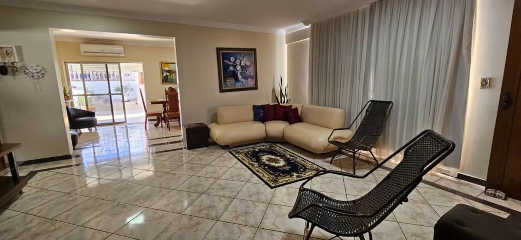 Uma excelente oportunidade para quem busca espaÃ§o, conforto e lazer privativo e...