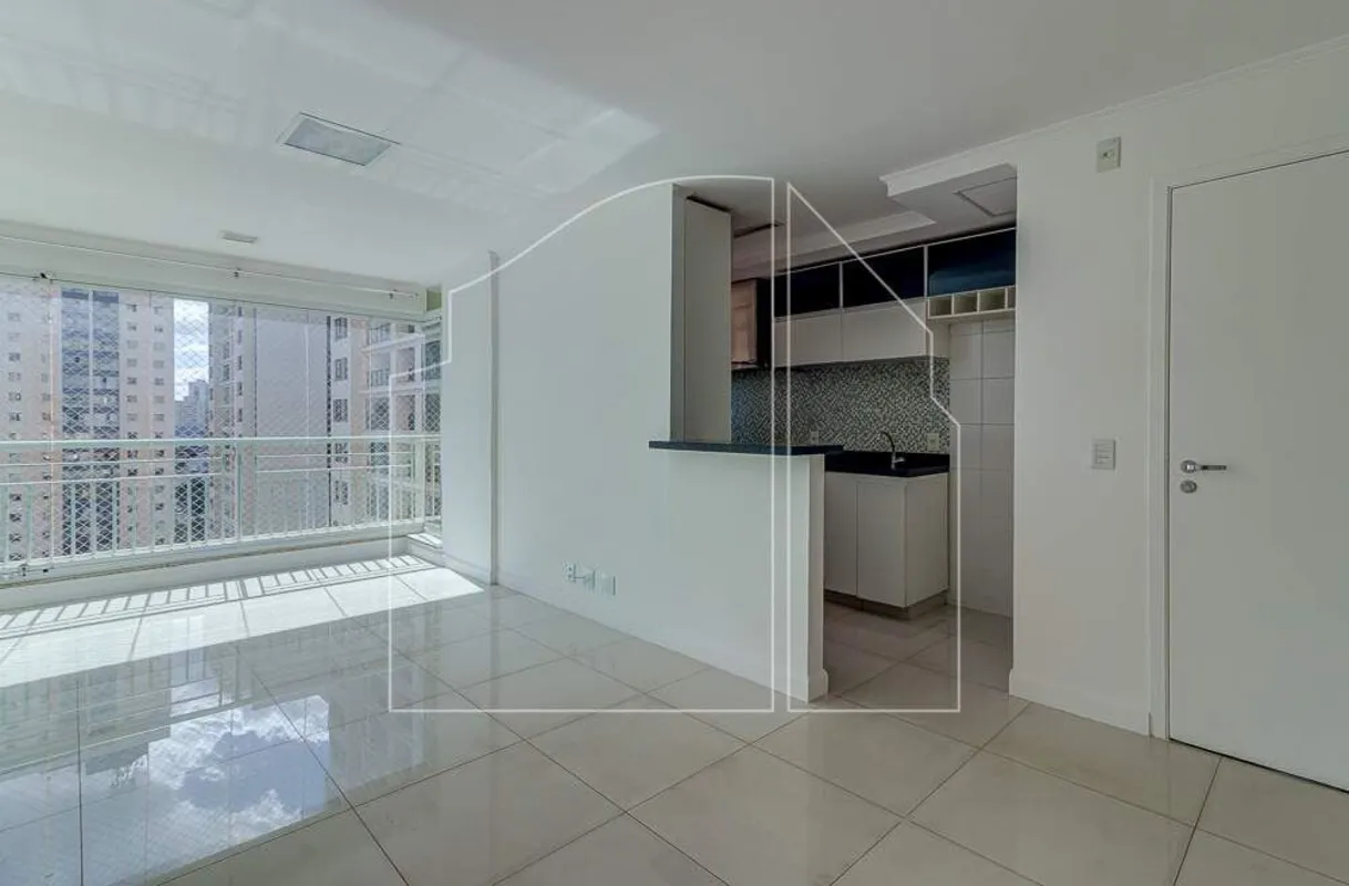 DALL'OCA IMÓVEIS ALUGA:Excelente apartamento, em andar alto, localizado próximo ...