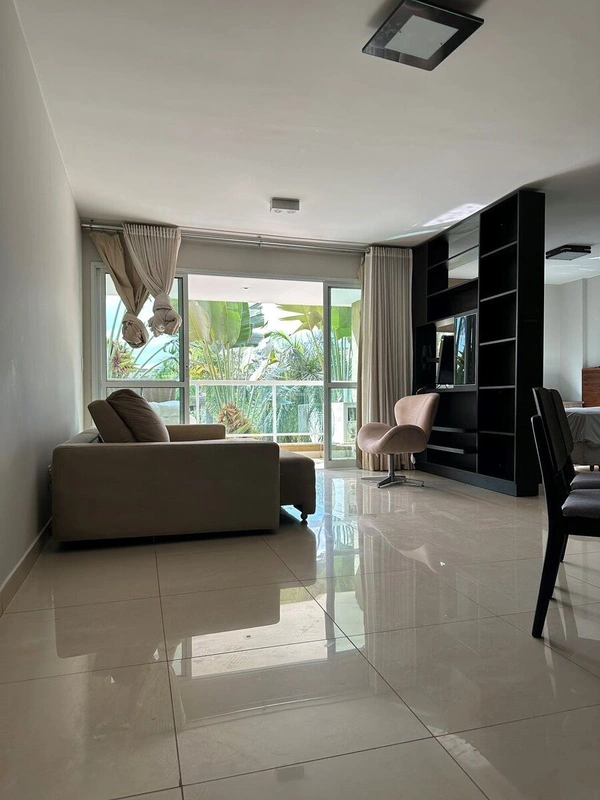 Descubra um hotel-flat de excelente localização na SHTN Trecho 2, ASA NORTE, Bra...