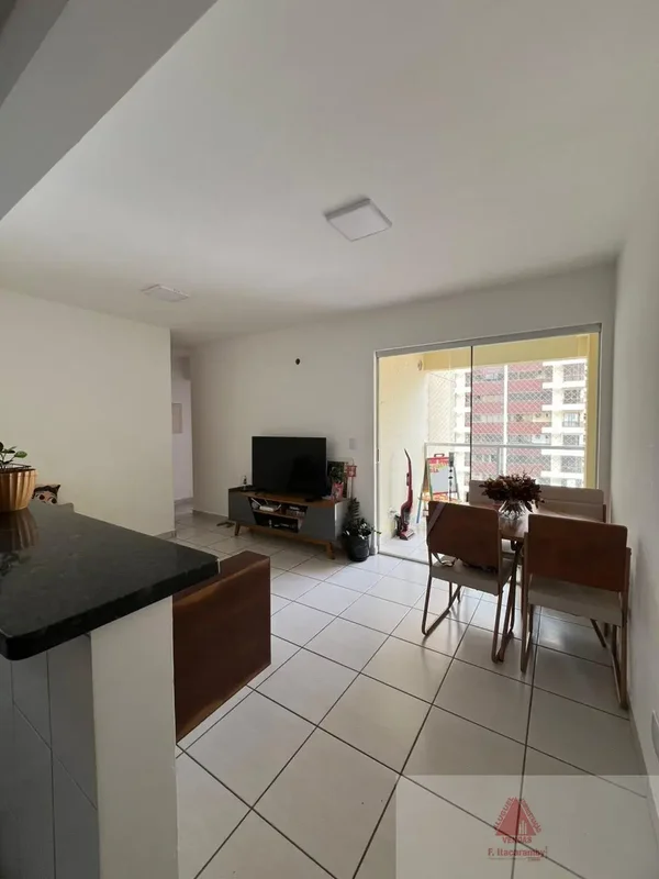 Apartamento com 3 quartos, sendo 1 suíte. Sala para 2 ambientes, cozinha estilo ...