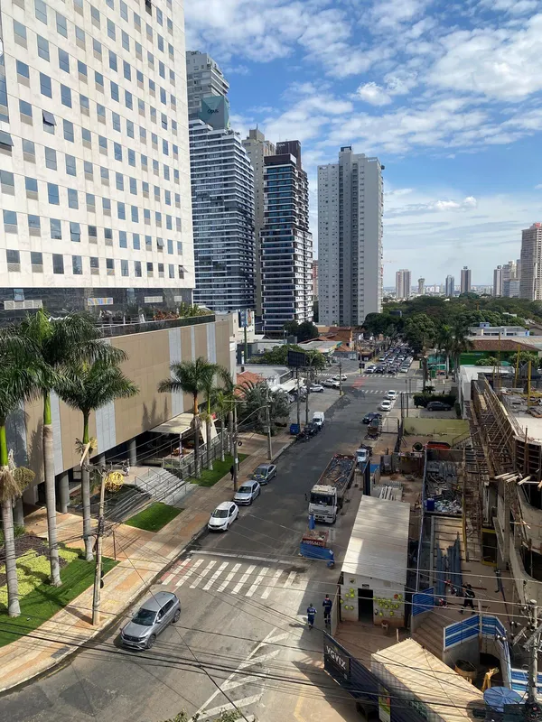 Apartamento localizado há poucos passos do Parque Vaca Brava, localizado na T-37...