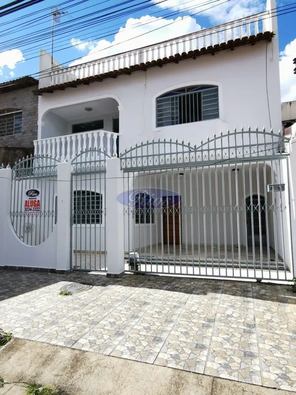 RIOS IMÓVEIS ALUGA EXCELENTE CASA NA QS 4 CONJUNTO 1 CASA 40 NO RIACHO FUNDO I/D...