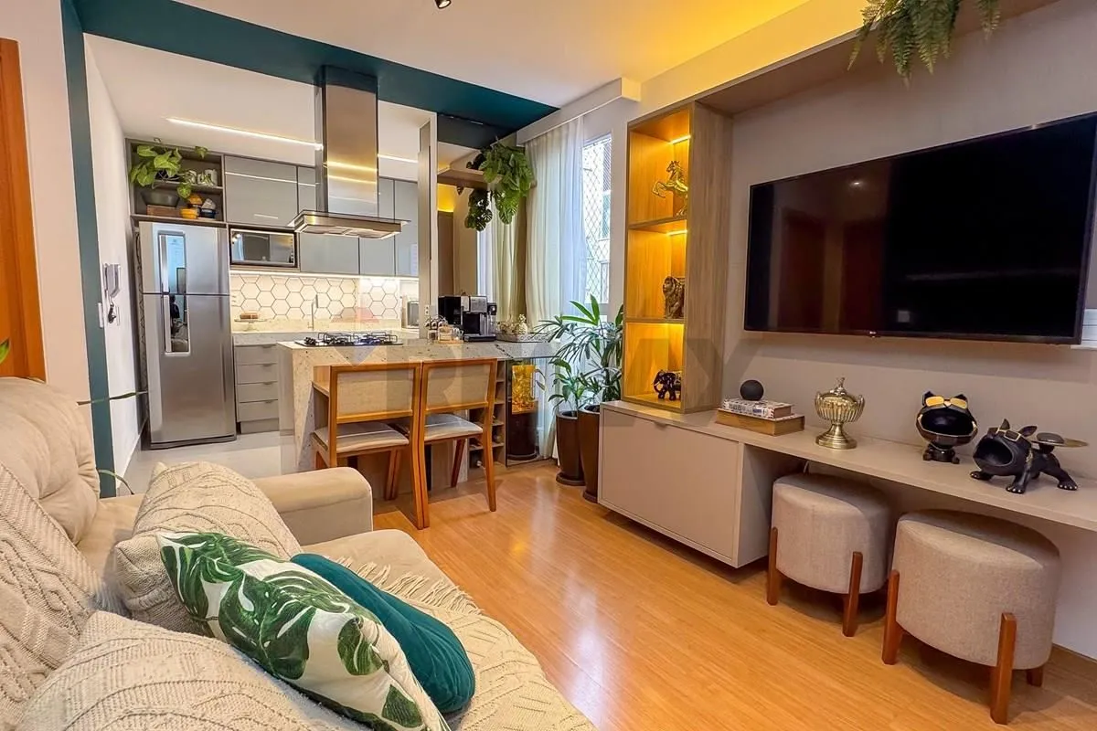 APARTAMENTO 2 QUARTOS COM PROJETO DE ARQUITETURA E MARCENARIA PLANEJADA CONDOMÍN...
