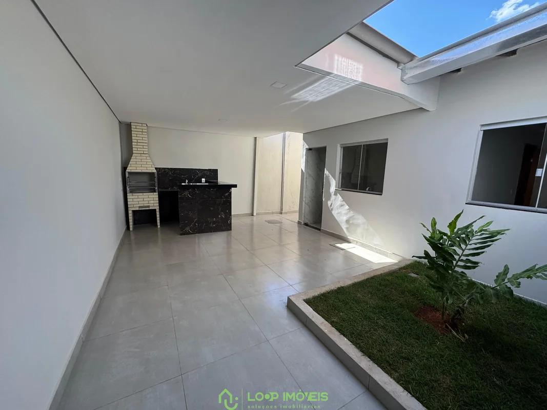 Casa Reformada à Venda – AR 5, Sobradinho II/DFExcelente oportunidade para quem ...