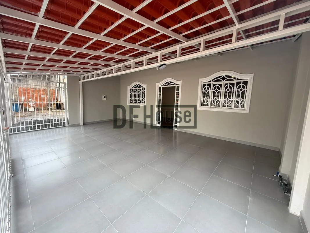 Casa QNN 24 – Ceilândia sul - Guariroba- Casa de 3 quartos sendo 1 com suíte - C...