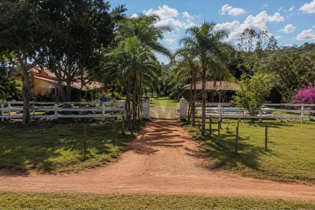 FAZENDA À VENDA | MIMOSO DE GOIÁS GOExcelente fazenda com 91hectares, localizada...