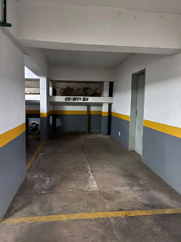 ALUGO VAGA DE GARAGEM NO BLOCO L DA SQN 305A VAGA DISPÕE DE DEPÓSITO COM CERCA D...