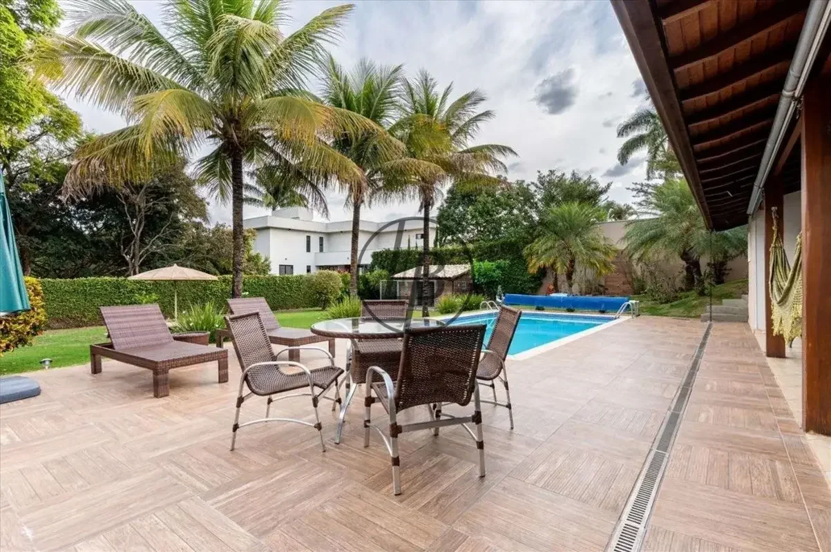 OPORTUNIDADE - SMLN MI – LAGO NORTE | CASA MODERNA EM CONDOMÍNIO FECHADODescubra...