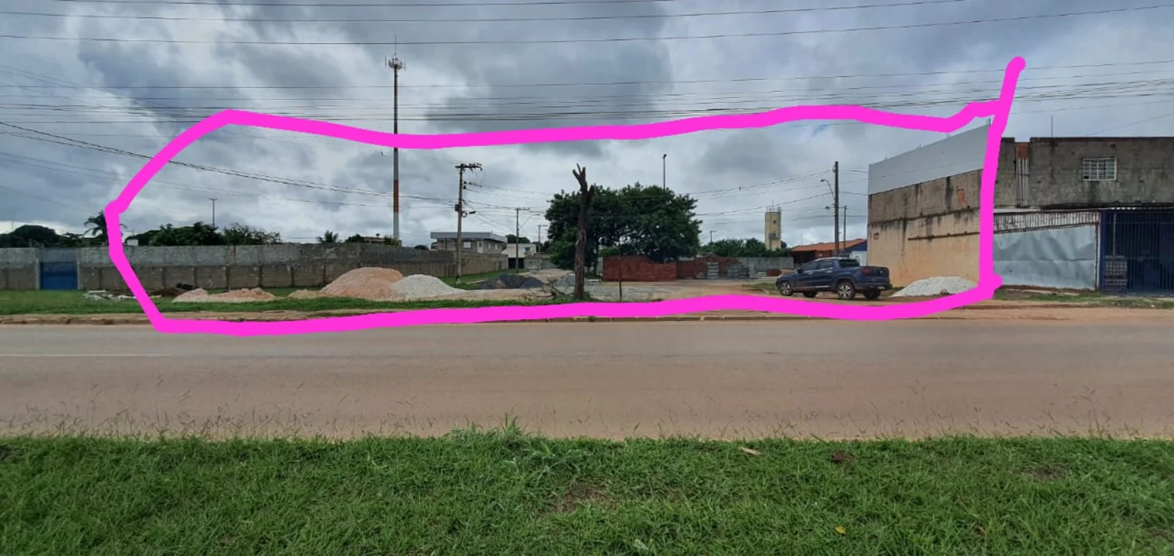 Oportunidade única na QS 431, Samambaia Norte, DF: lote residencial de 200m² com...