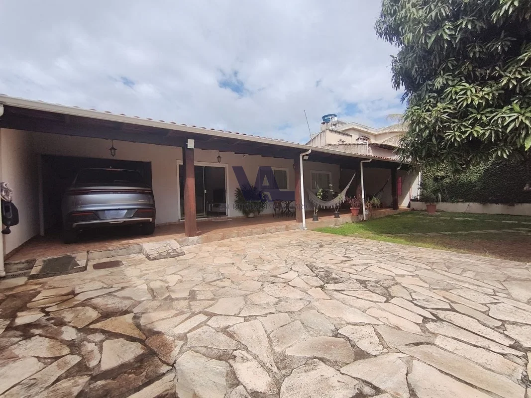 Casa localizada no Condomínio Residencial RK, na Região dos Lagos, esta casa est...