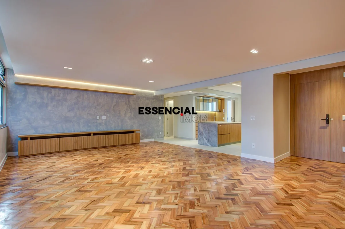 SOFISTICAÇÃO, CONFORTO E ALTO PADRÃO EM CADA DETALHE Este belíssimo apartamento ...