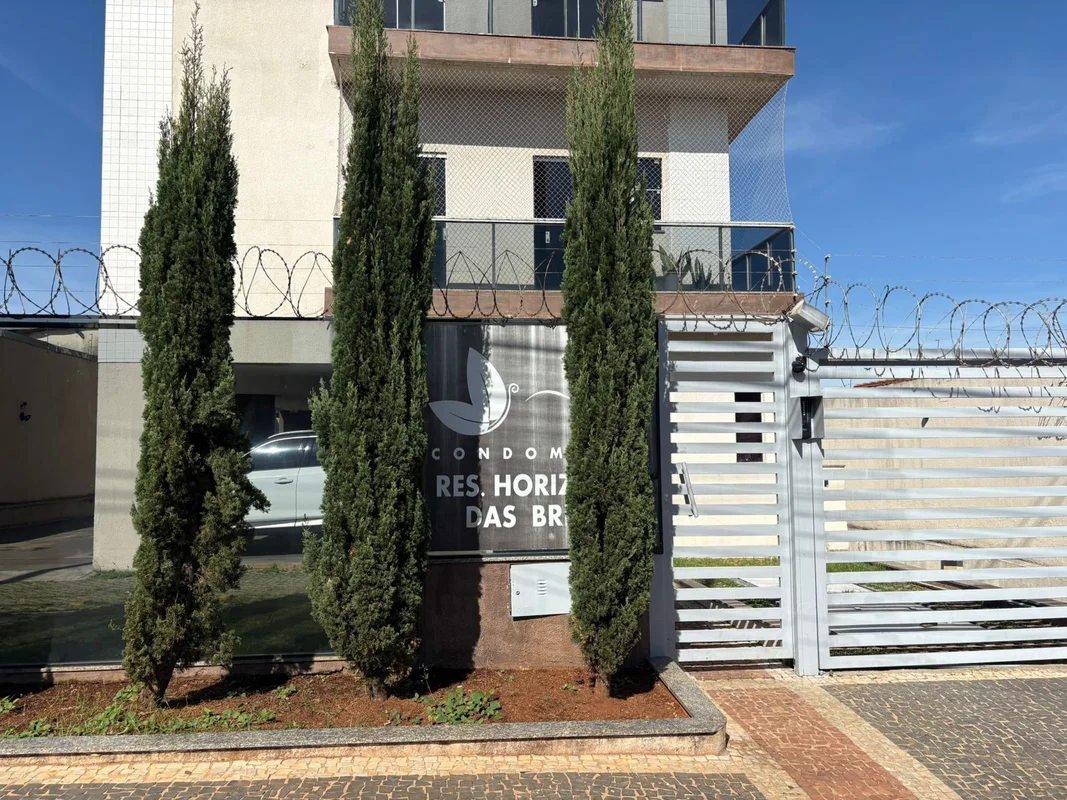 Excelente oportunidade no Jardim América, em Goiânia: apartamento padrão com 3 s...