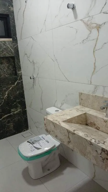 Casa no residencial Verona, lote 200 metros, sendo 125 metros de construção, gar...