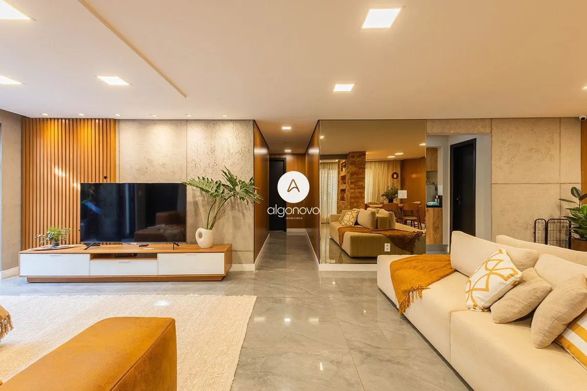 Algo Novo Imobiliária vende com EXCLUSIVIDADE, linda casa térrea reformada com e...