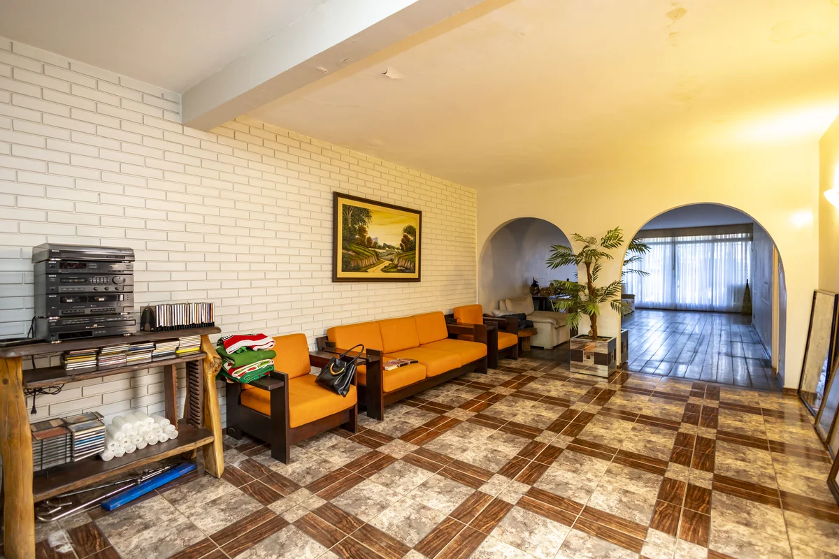 Excelente oportunidade para quem busca espaço, localização privilegiada e potenc...