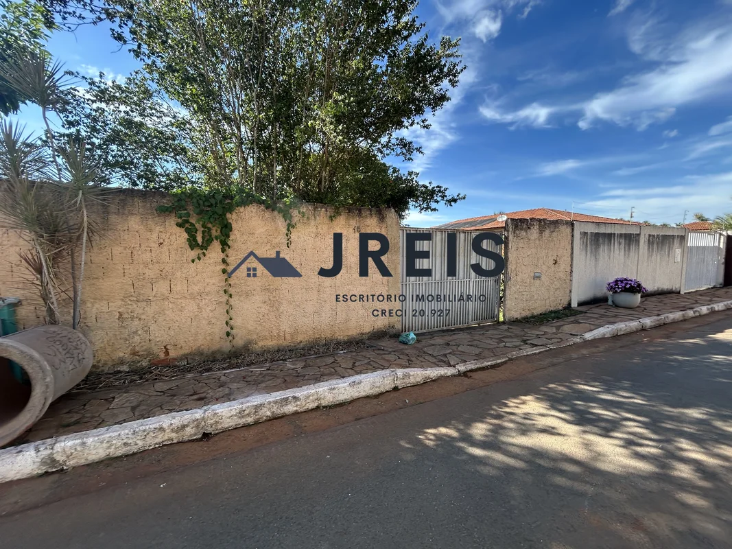 JREIS ESCRITÓRIO IMOBILIÁRIO Analisamos permutas em imóveis de menor valor!Carac...
