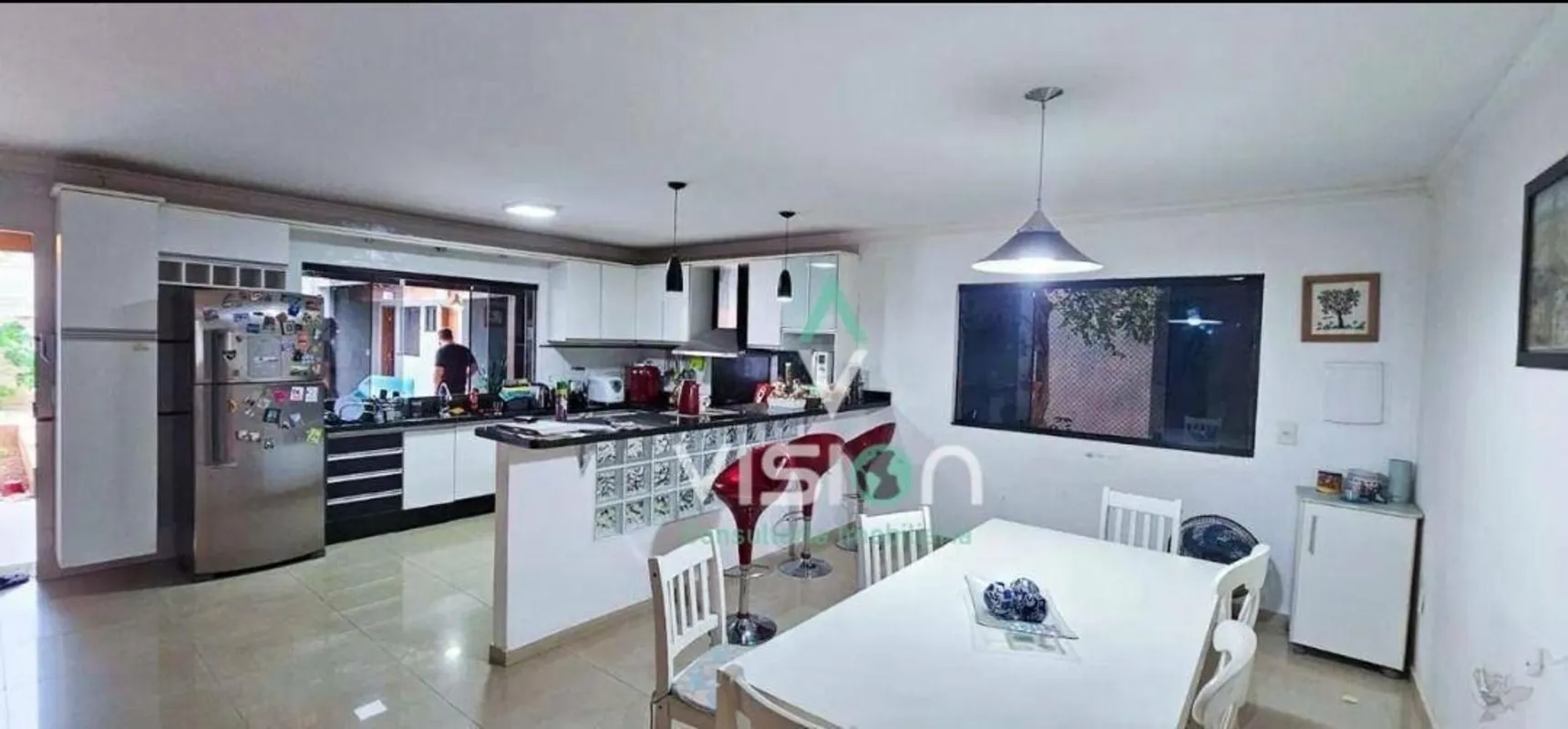 Venda em Vicente Pires Rua 10BCasa em lote de 400m², localizada em condomínio fe...